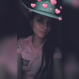 Meet your Posher, Fernanda